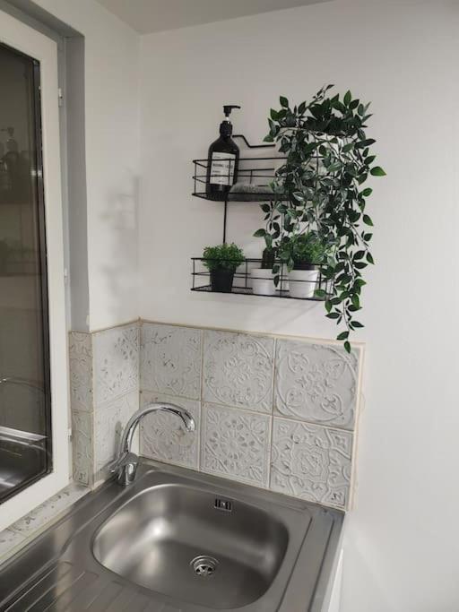 Petite Maison A Apartment Tremblay-en-France